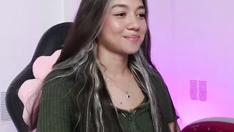 Hantonella smalltits webcam