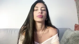 Abrilsantosxo sex chat cam posing on webcam