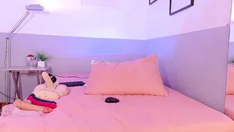 cutepetitee chat cam porn (01/27/2026)
