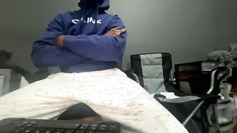 Slickerthan12 live cam video porn chat