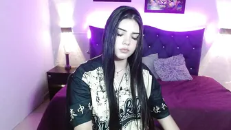 emma_yui19 nude video chat (01-27-2026)