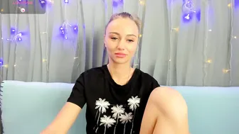 Juliastar41 01-27-2026 blonde