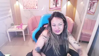 Jade_jones_a porn cam video - 01/27/2026