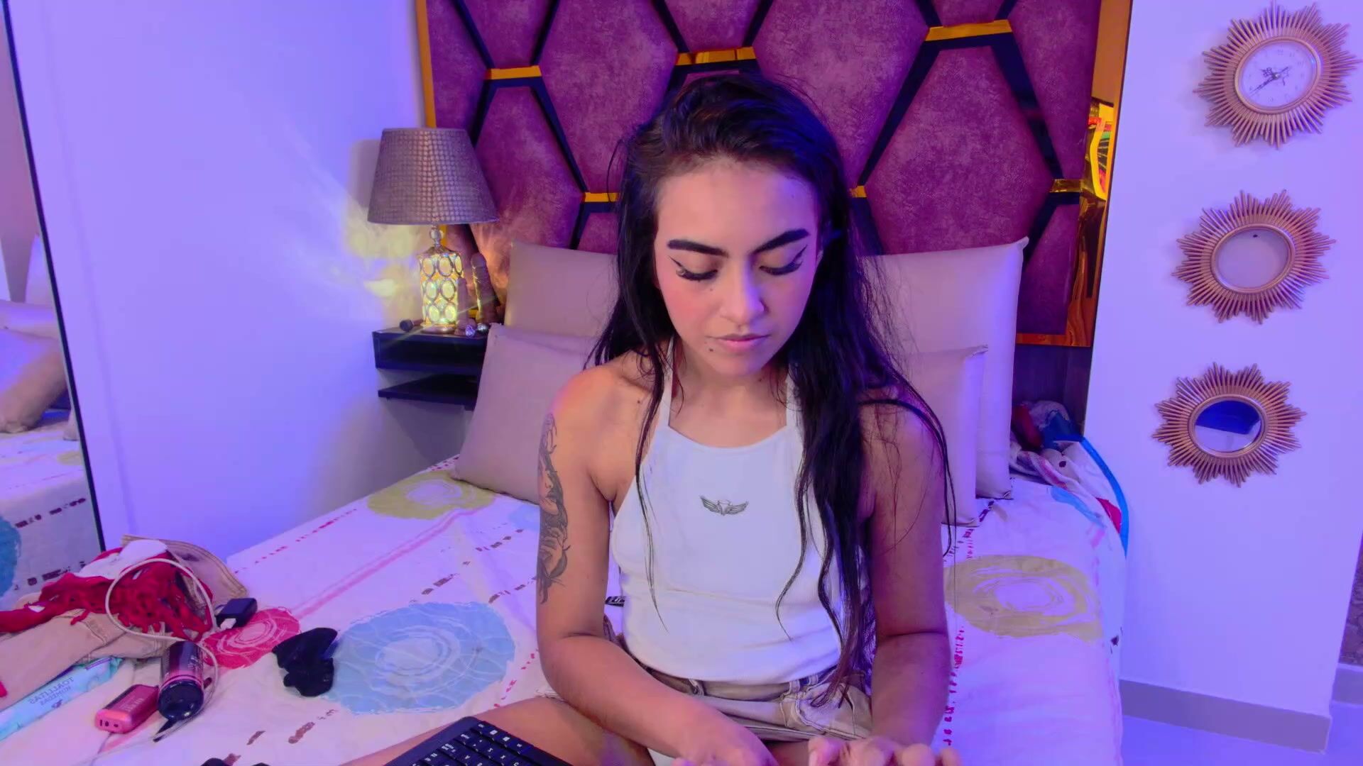 Lesliebush (01-27-2026) amateur cam show