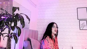 Lizzie_evans chat girl porn (01-27-2026)