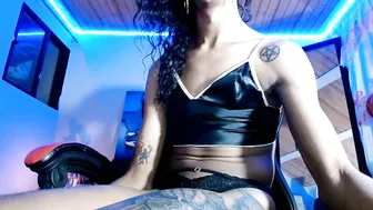 Maidi_hot latina sex cam chat