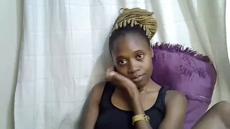 tanaissa petite webcam chat