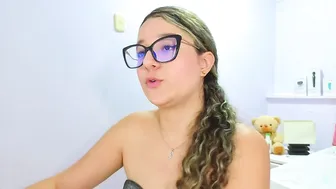 Katia_foxx shy sex cam chat