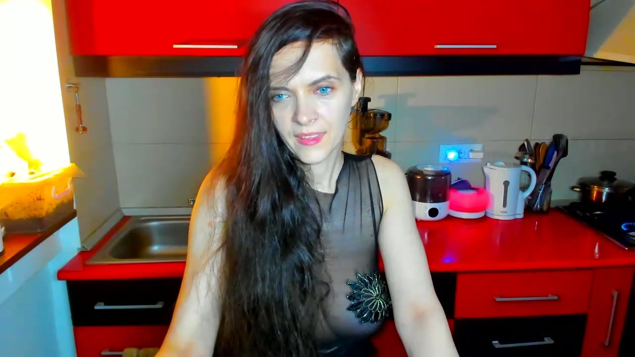 sexqueen1111 cam chat 01-28-2026