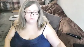 tviks nude on cam 28-Jan-2026