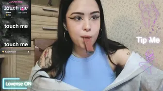 kim_brownie asian free cam show