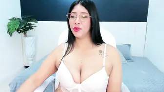 megan_bigboobs3 squirt cam nude