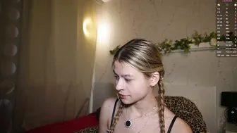 anneverity amateur cam show 01-28-2026