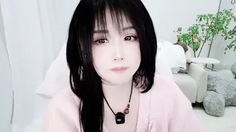 Zhen0 nude cam 29-Jan-26