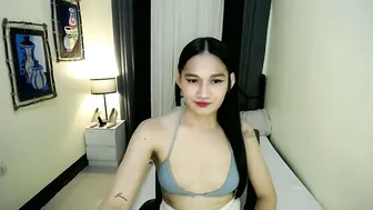 Xtspetitehugecock porn chat 01-29-2026