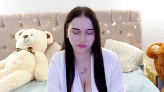 lilliana_moon sex cam posing on webcam