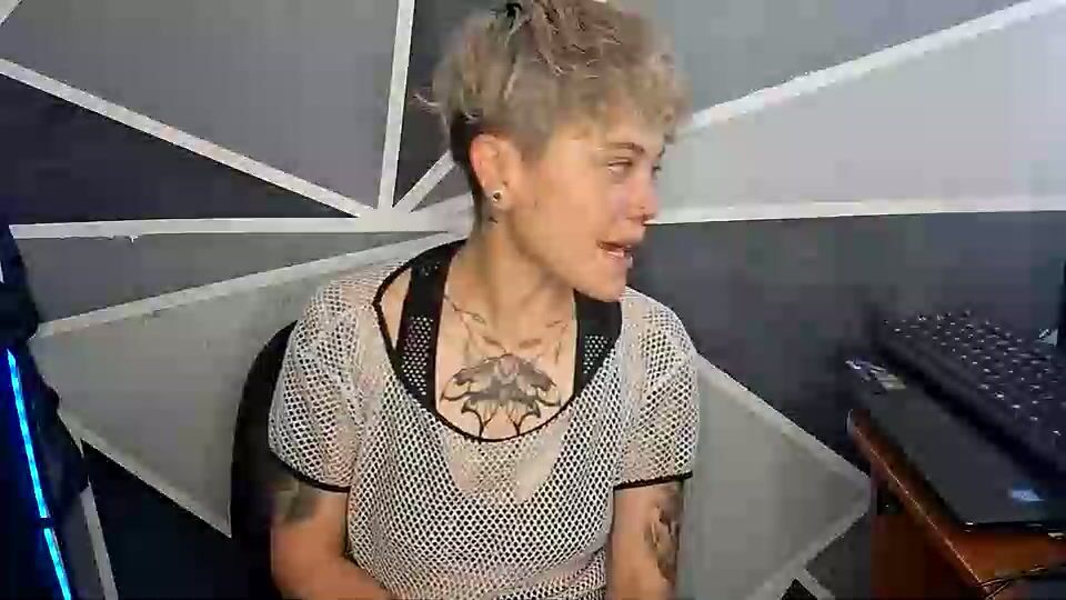 Megan_coop3r_ chat sex cam 01-29-2026