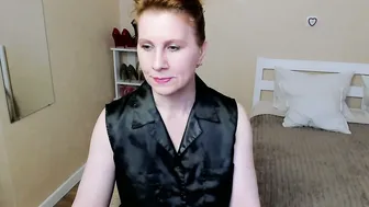 seductive_foxy_ redhead chat xxx