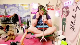 blakelytgirl posing on webcam 30 January 2026