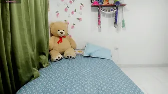 perla_brunette1 cam girl sex chat cam