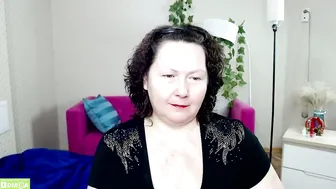 curvy_girlz milf hot cam video