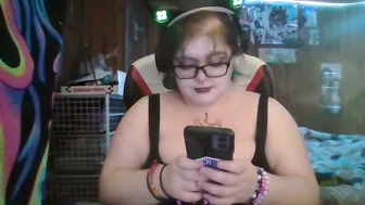 thatsskarma naturalbigtits cam girl