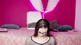 alexxisrae (01-30-2026) smalltits