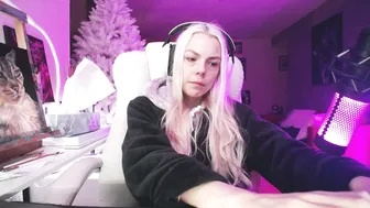 tinykylie hot amateur video 30-Jan-2026