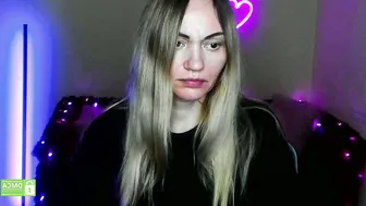 mikkey_mouse8 nonude cam video