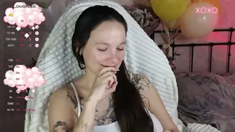 Lil_luna_x nonude webcam chat