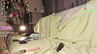 Succubus_room cam show webcam video