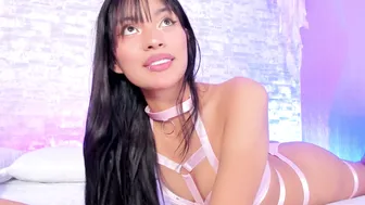 ayla_lux chat sex cam (01-31-2026)