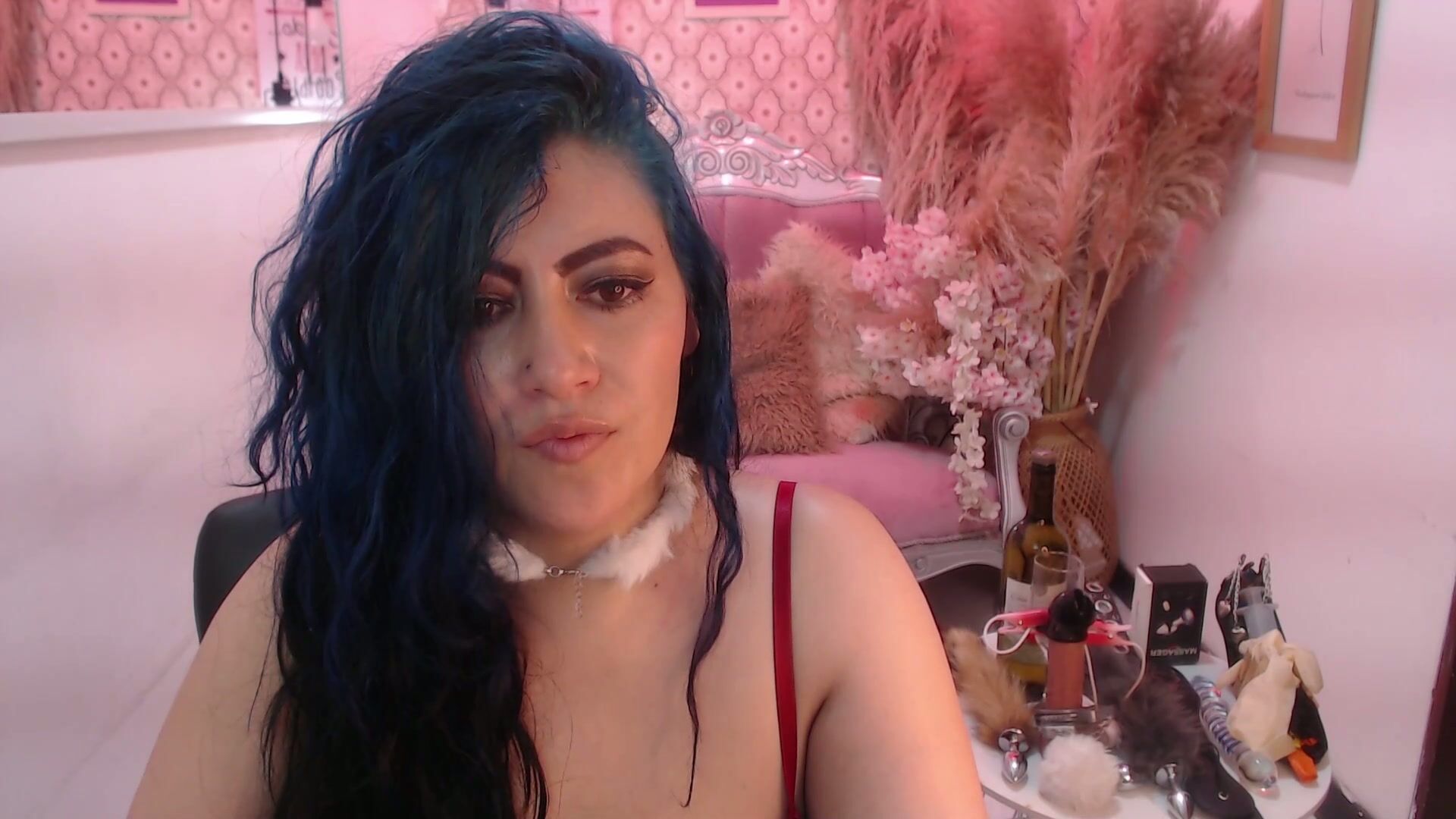 Scarleth_bluee chat sex cam 01-31-2026