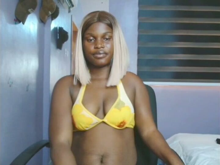 cumebonysecret nude cam 01-31-2026