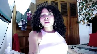 Vsamanthaper2 on webcam - 01/31/2026