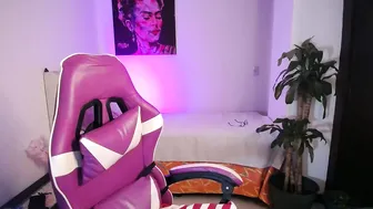 esmeralda098 01 February 2026 squirt
