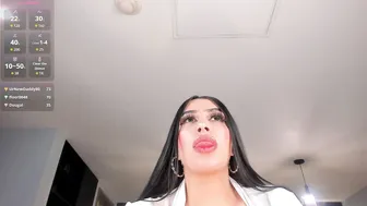 Leahlombardi_ bigboobs (02-01-2026)