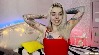 lillimooore naked 01-Feb-26