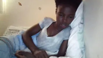 pretty_petite_ebony recorded nude video 65130