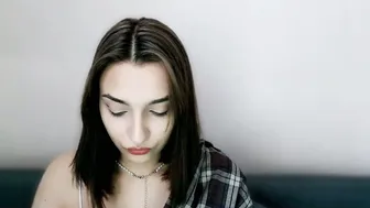 Veryveryshygirl (06/20/2025)