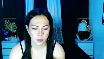 hott_summerr 06-20-2025 pantyhose