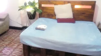 Yeseniaa25_ milf - 02-01-2026