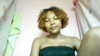 Lyndah19 (02-01-2026)