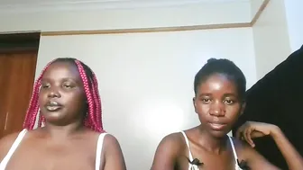 issa_sky1 recorded nude video 651554