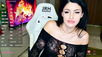 Boobsiemilaa on live cam (02-02-2026)