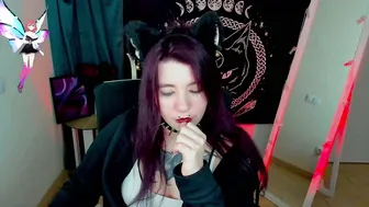 black_kittie_01 cam video (02/02/2026)