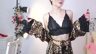 devonaukena skinny horny amateur