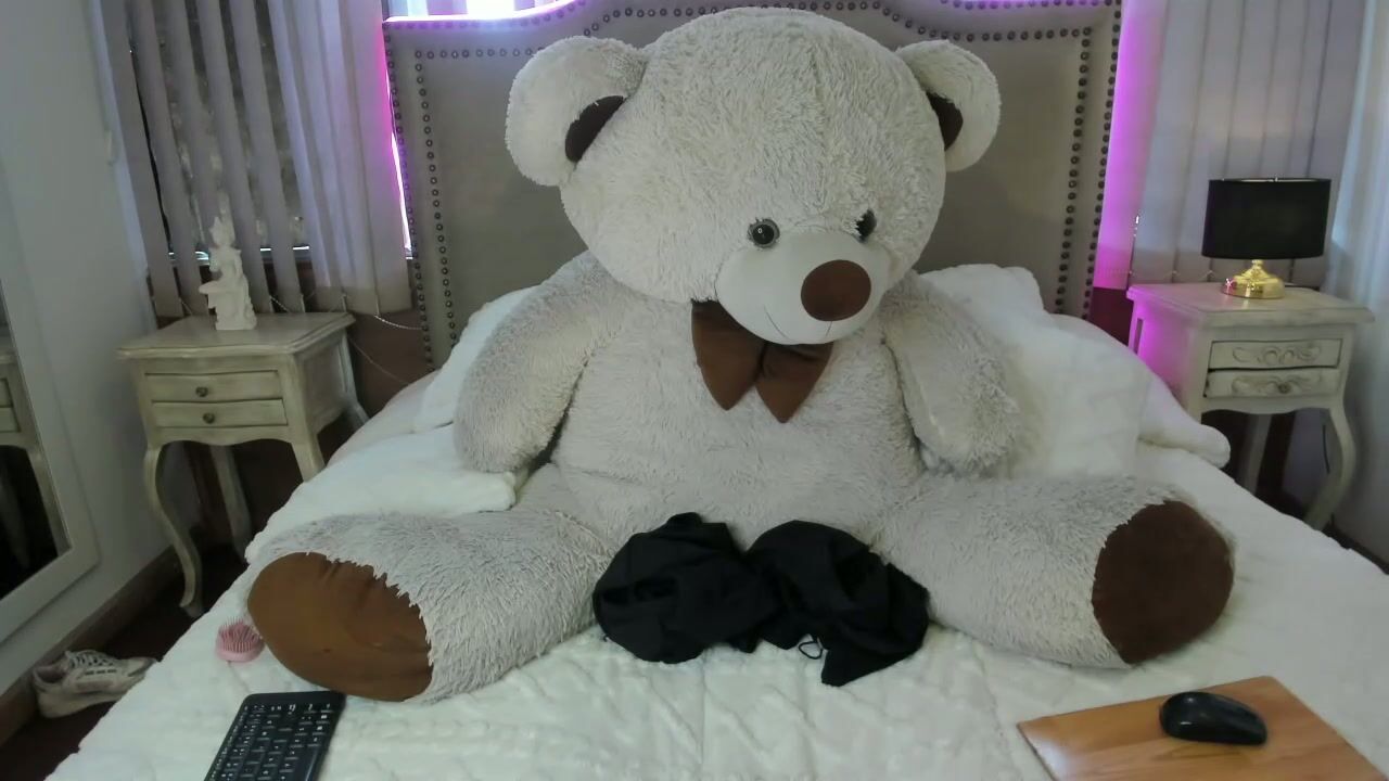mayajhons porn chat 02/03/2026