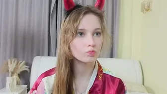Marquitamergel blonde hot cam video