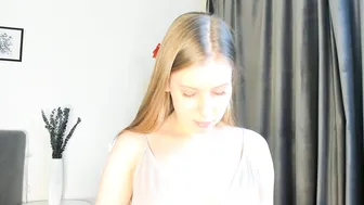 elliedi recorded nude video 659323